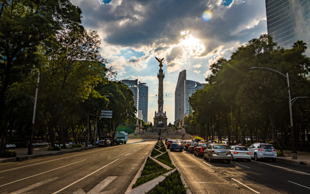 Paseo de La Reforma avenue and Angel of Independence Monument - Mexico City, Mexico